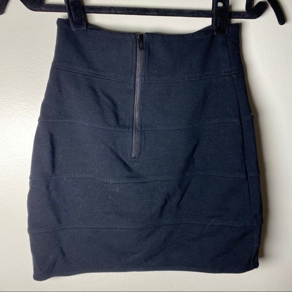 Black Bandage Skirt - Picture 3 of 3